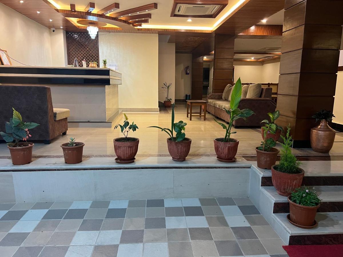 Hotel Murano Pokhara Extérieur photo