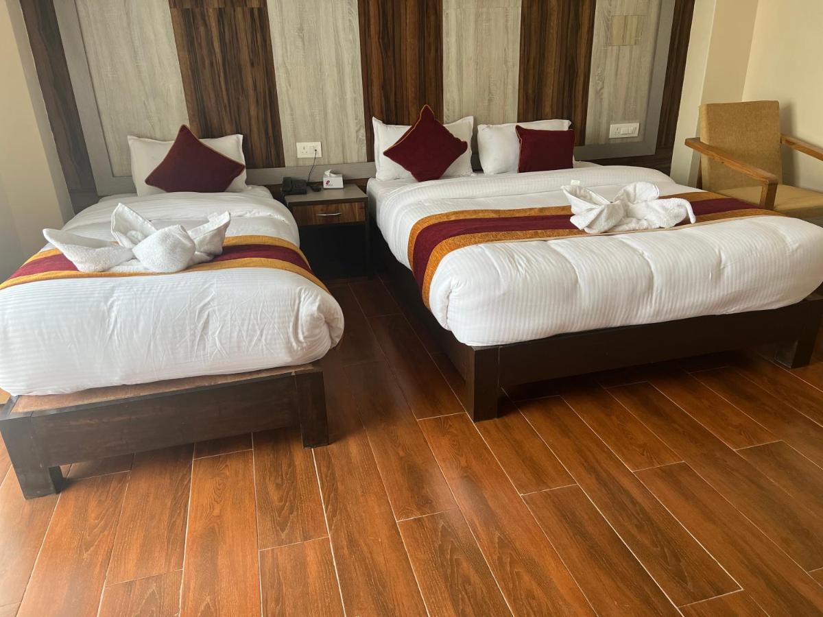 Hotel Murano Pokhara Extérieur photo