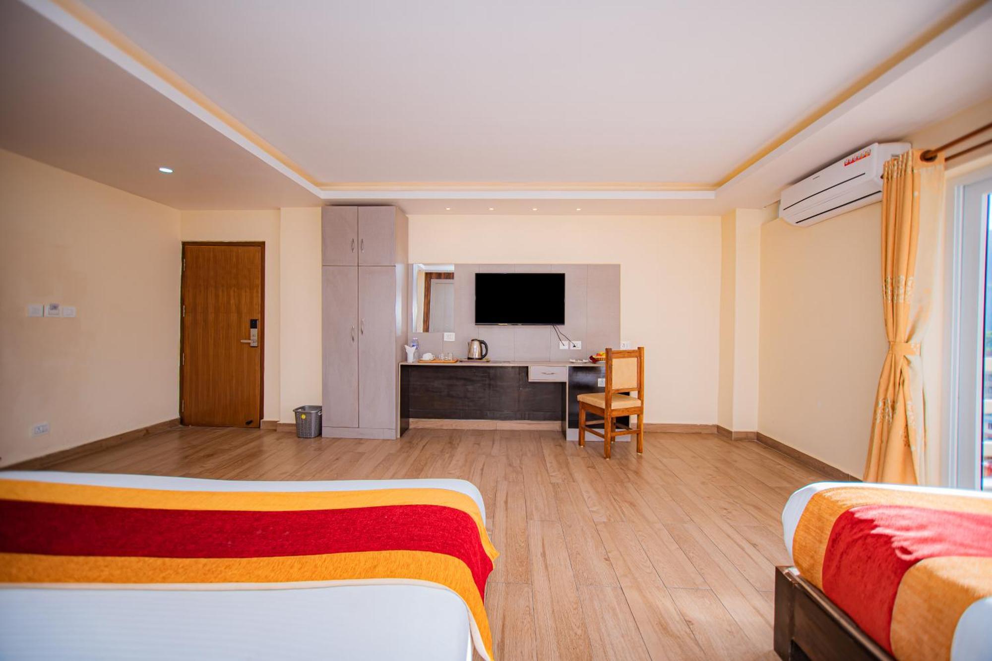 Hotel Murano Pokhara Extérieur photo
