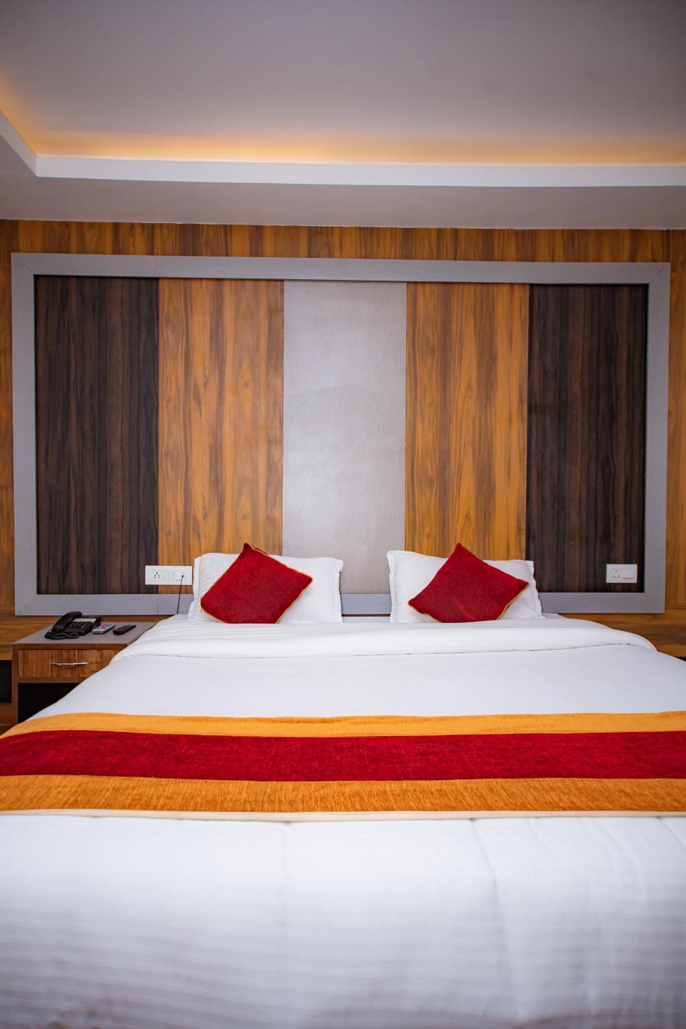 Hotel Murano Pokhara Extérieur photo