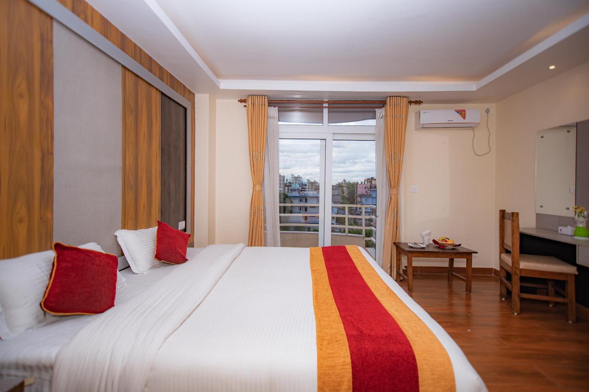 Hotel Murano Pokhara Extérieur photo