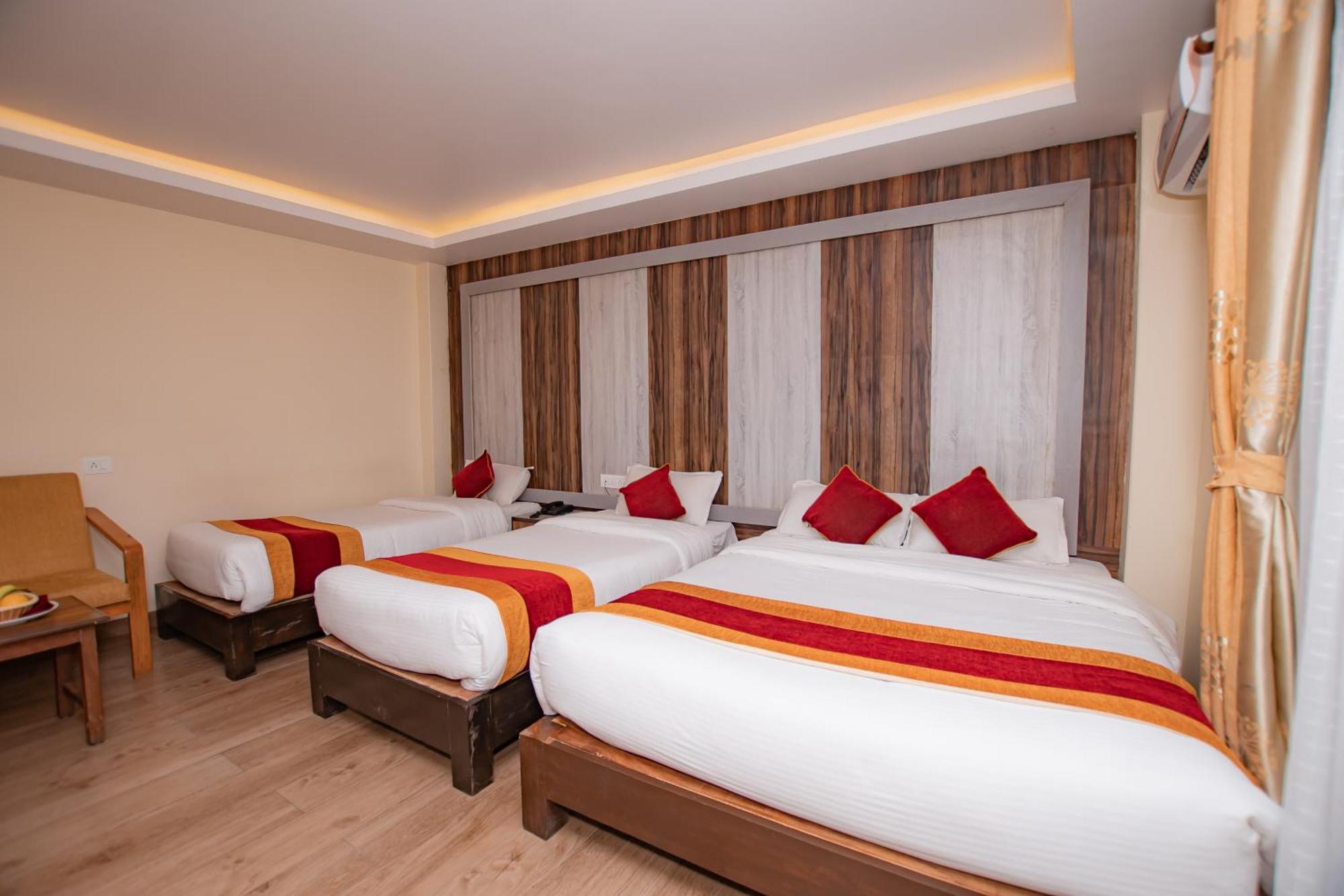 Hotel Murano Pokhara Extérieur photo
