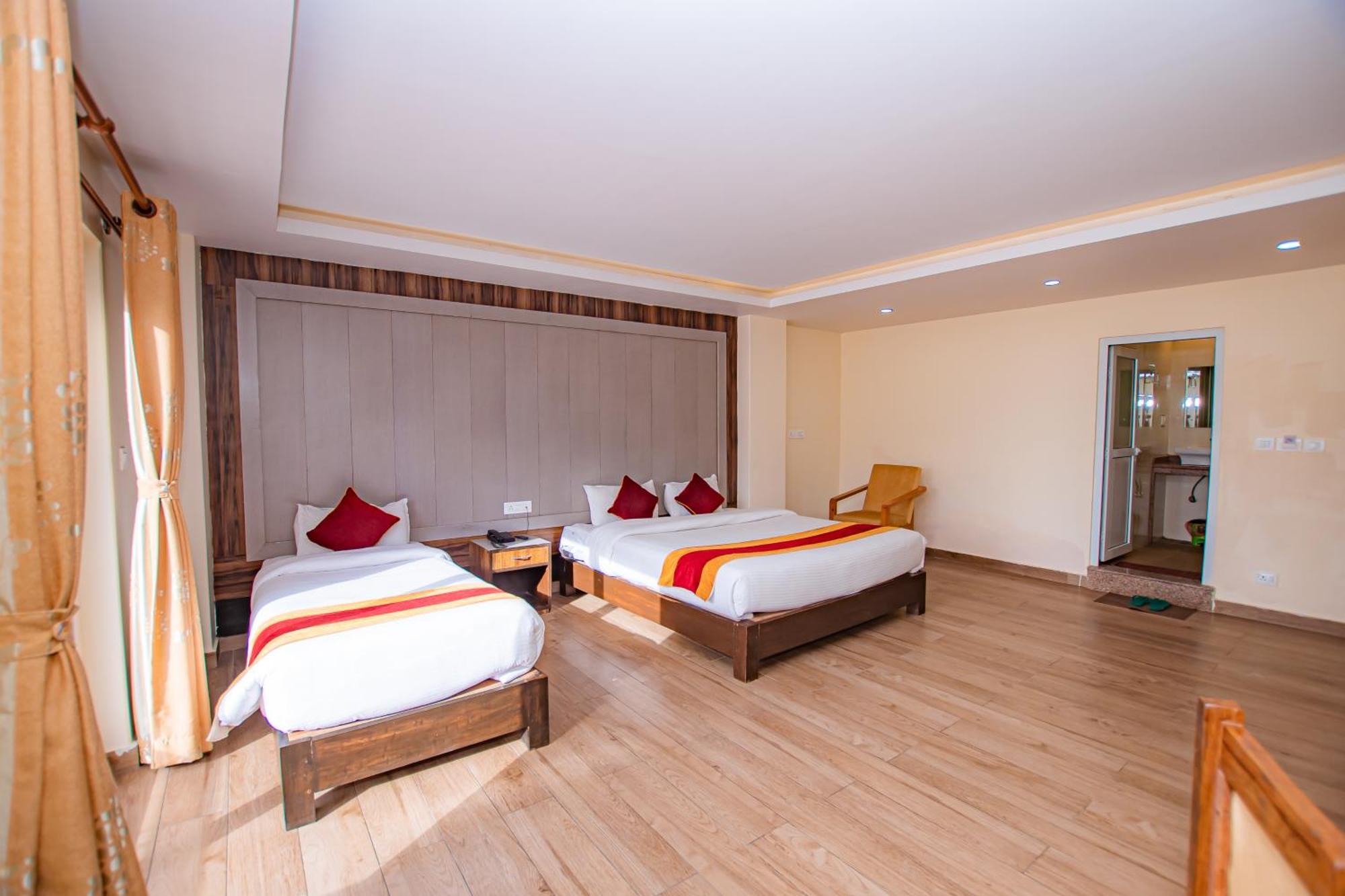 Hotel Murano Pokhara Extérieur photo