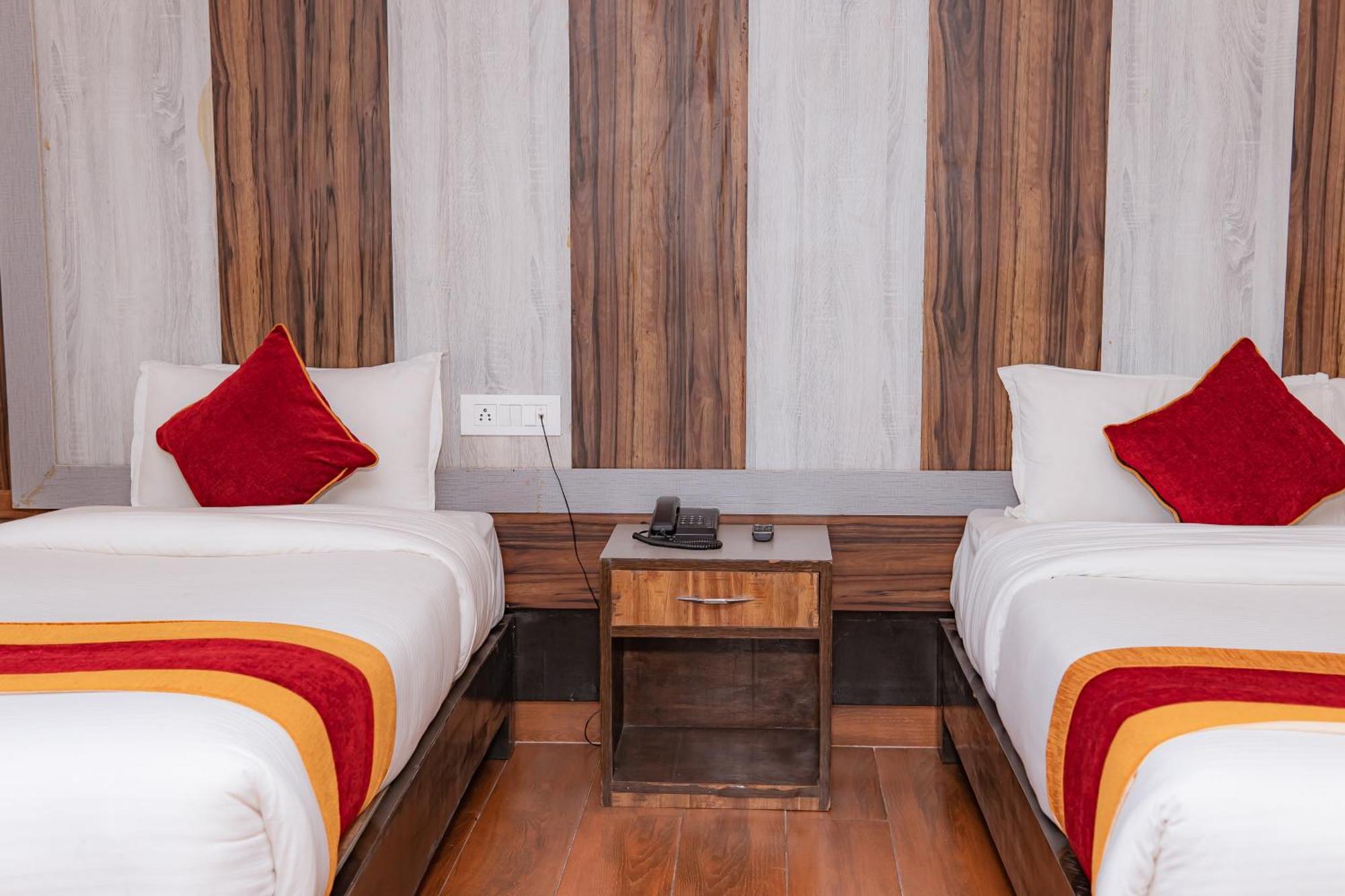 Hotel Murano Pokhara Extérieur photo