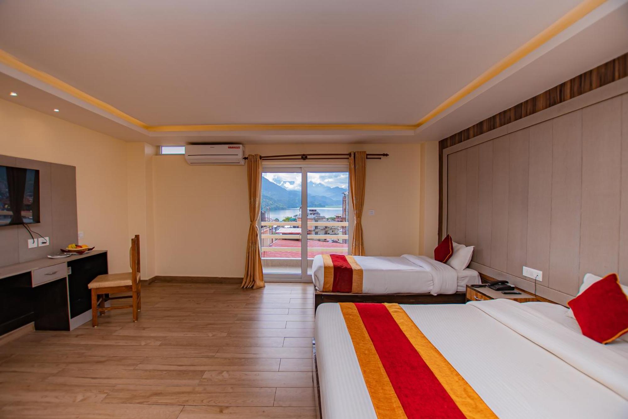 Hotel Murano Pokhara Extérieur photo